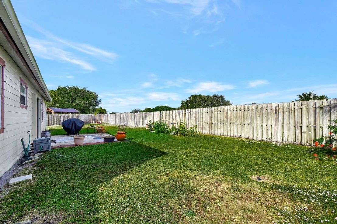 Photo of 7875 Canal Drive