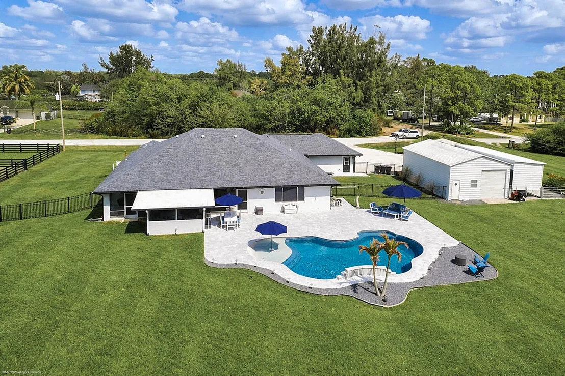 Photo of 17290 33rd Road N