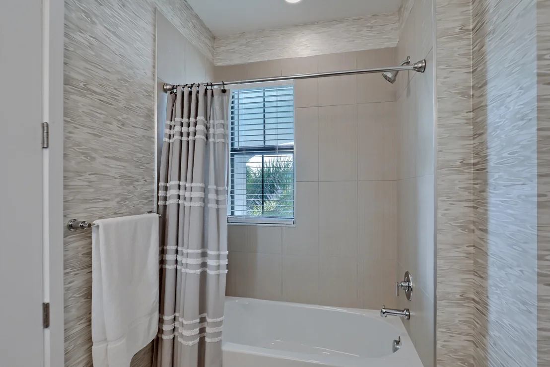 Photo of 7184 Montereal Path