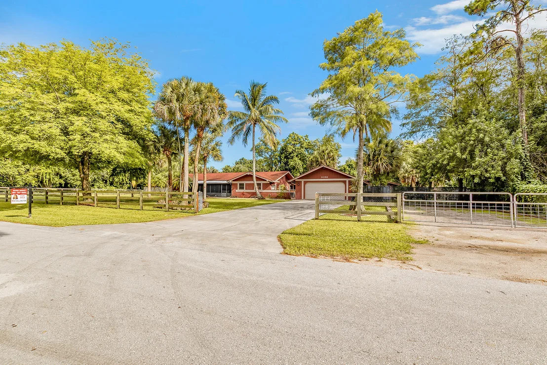 Photo of 9396 Pinion Drive