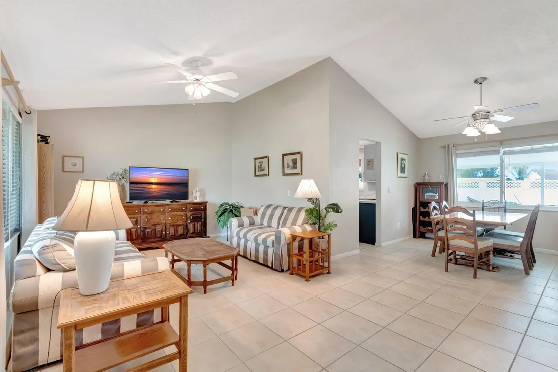 Photo of 50 Cedar Circle