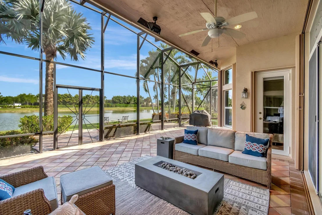 Photo of 10702 Whitewind Circle