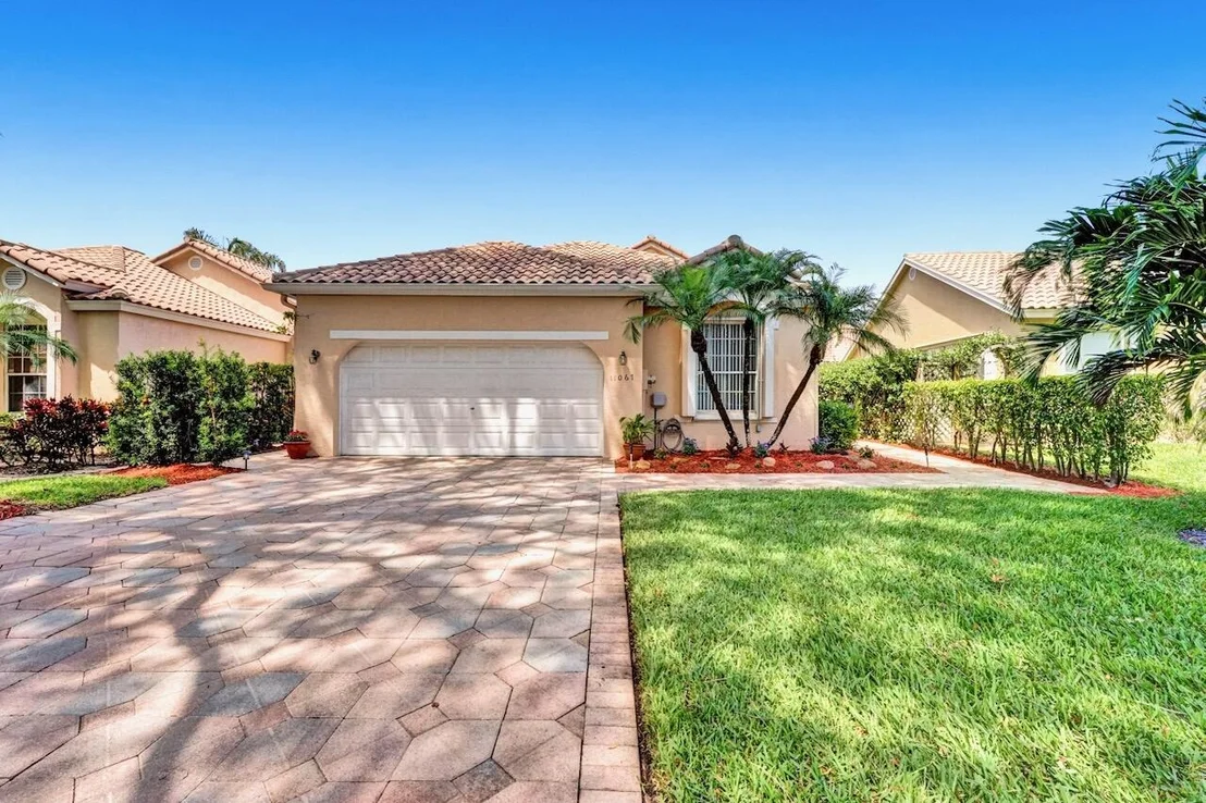 Photo of 11067 Springbrook Circle