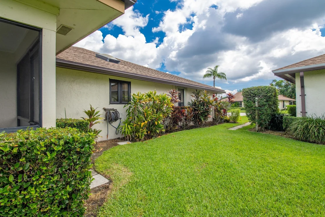 Photo of 13465 Crosspointe Drive