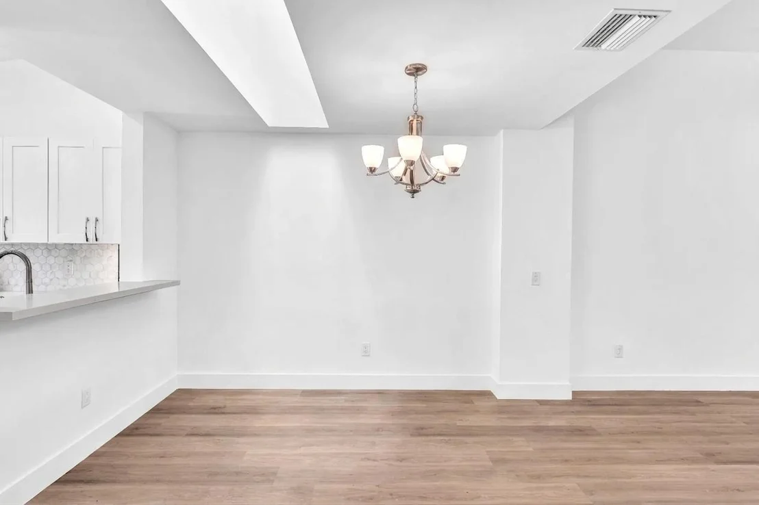 Photo of 6708 Canary Palm Circle