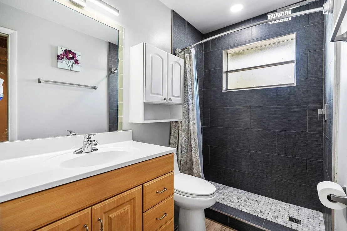Photo of 7741 4th Terrace