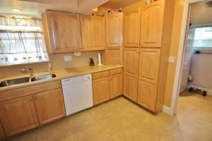 Photo of 1308 Crest Drive