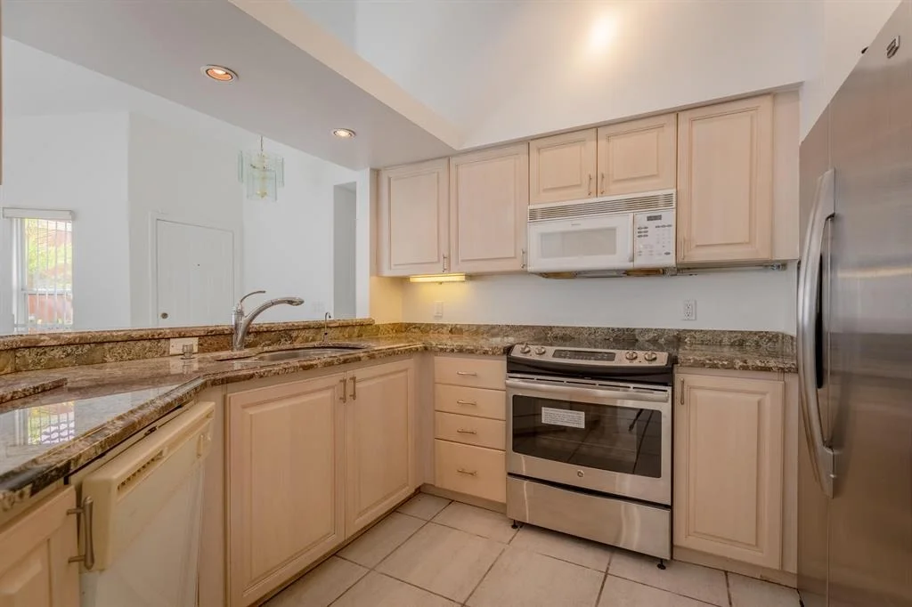 Photo of 2092 Bonisle Circle