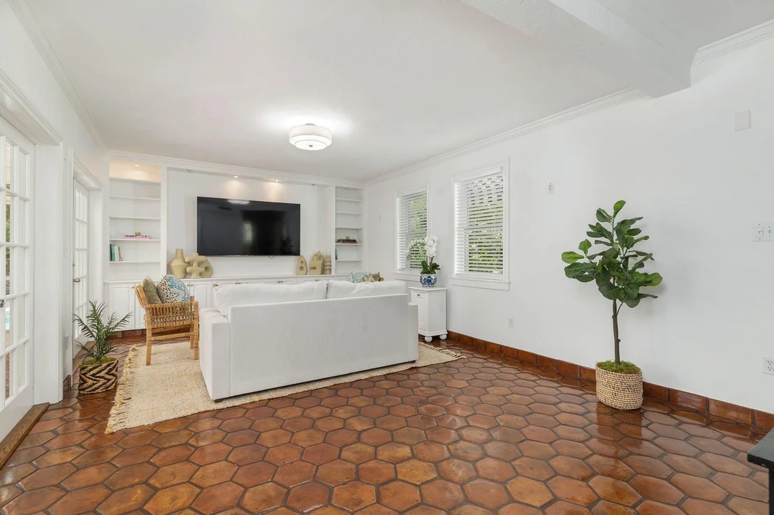 Photo of 3020 VINCENT Road
