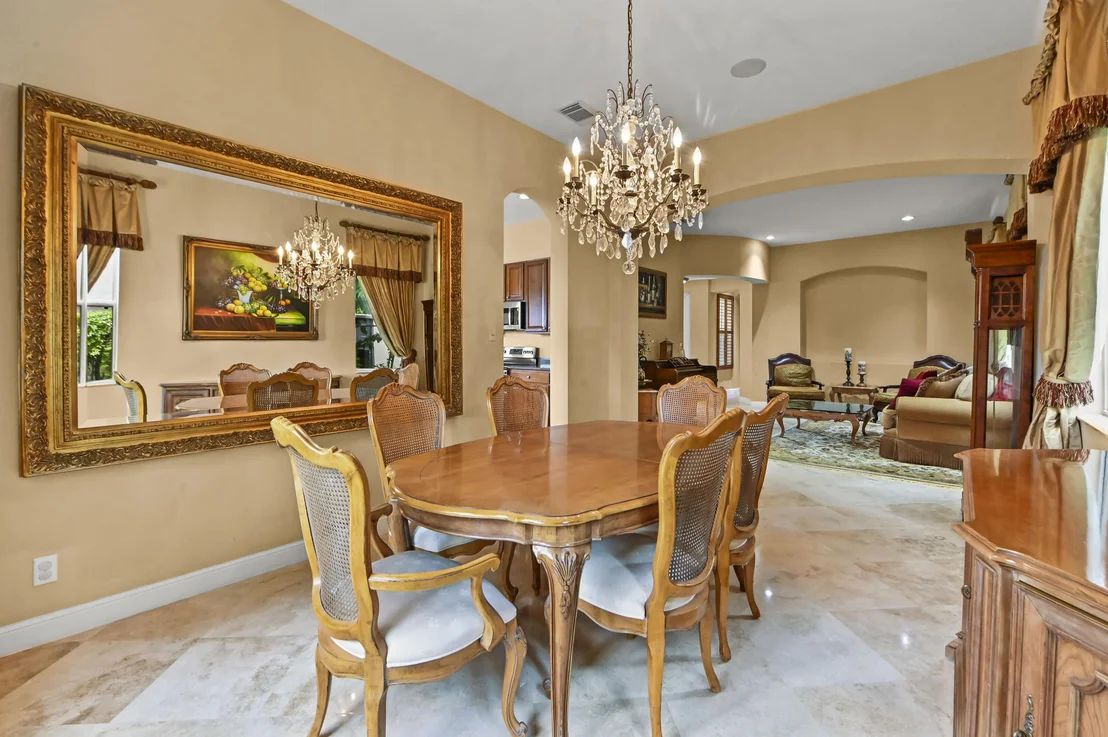 Photo of 458 Cresta Circle