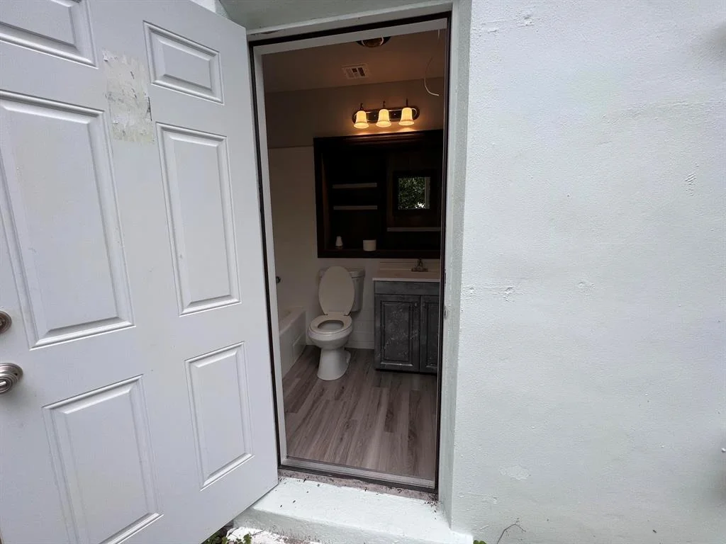 Photo of 638 Date Palm Drive