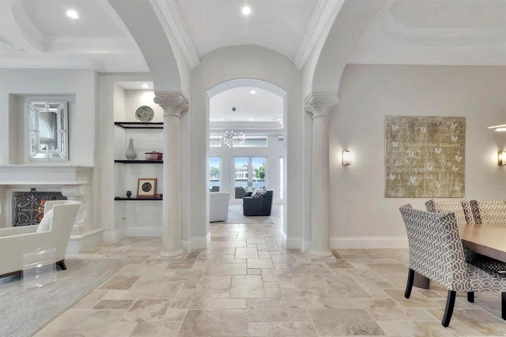 Photo of 4022 S Ocean Boulevard