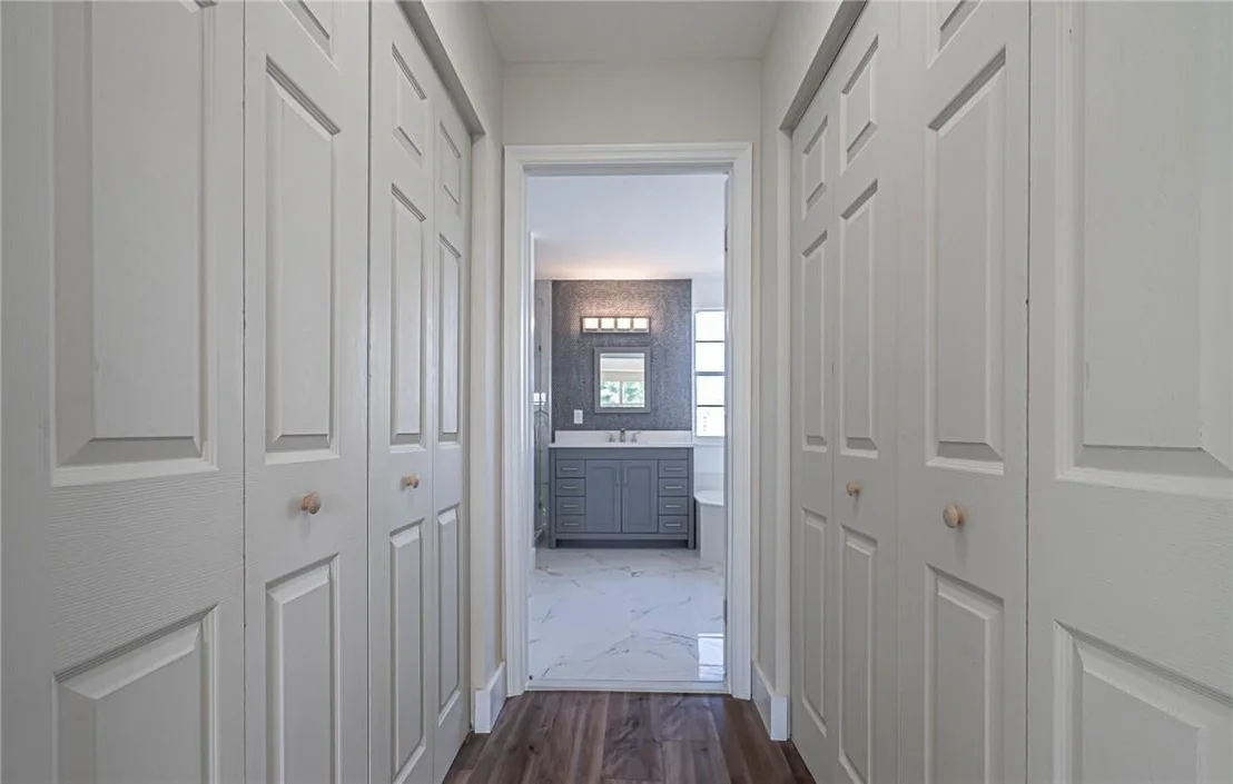 Photo of 7057 Middlebury Drive