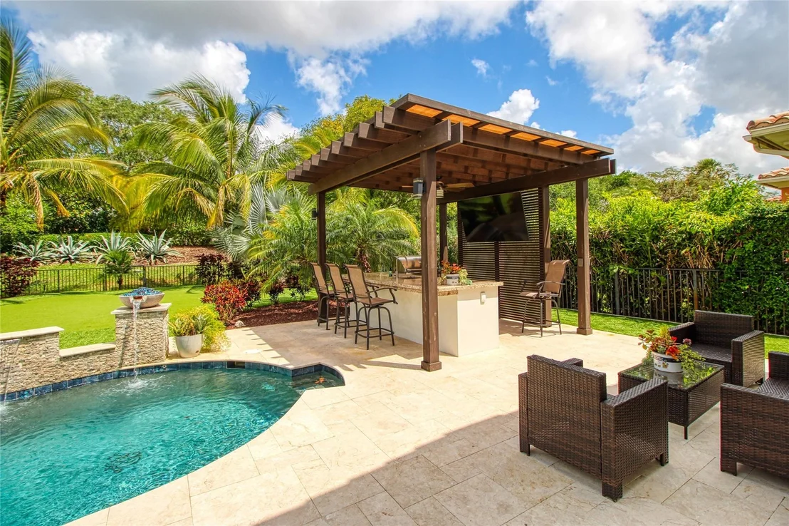 Photo of 9481 Eden Manor