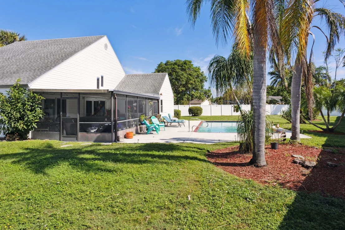 Photo of 11 Cedar Circle