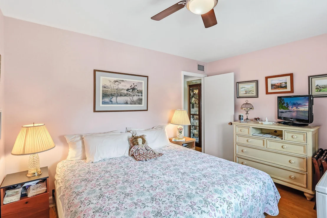 Photo of Unit A2 at 302 Pine Ridge Circle