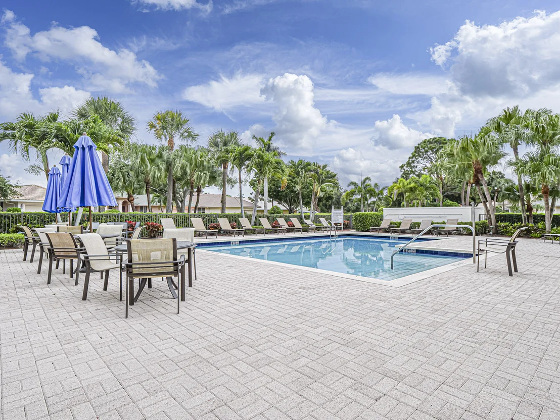 Photo of 3390 SE Putnam Court