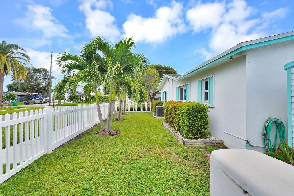 Photo of 1402 Argonaut Isle