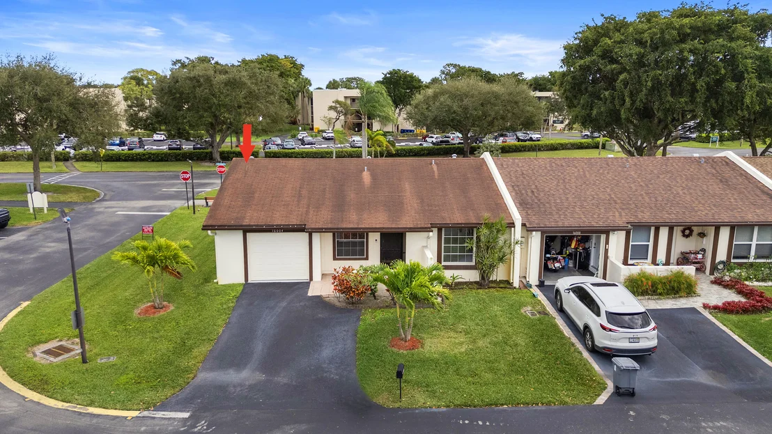 Photo of 16004 Laurel Oak Circle