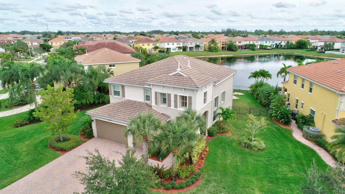 Photo of 9536 Phipps Lane