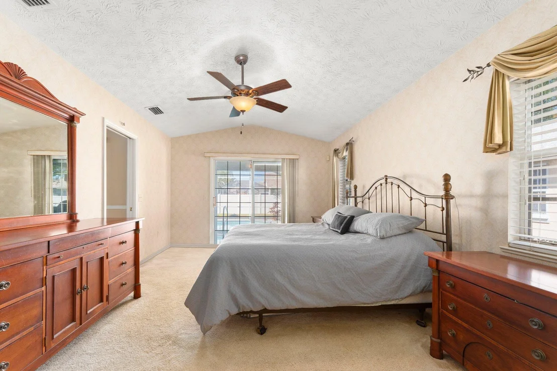 Photo of 6875 Bronte Circle