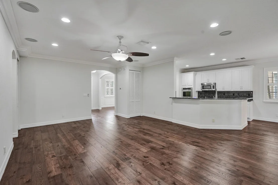 Photo of 115 Edenberry Avenue