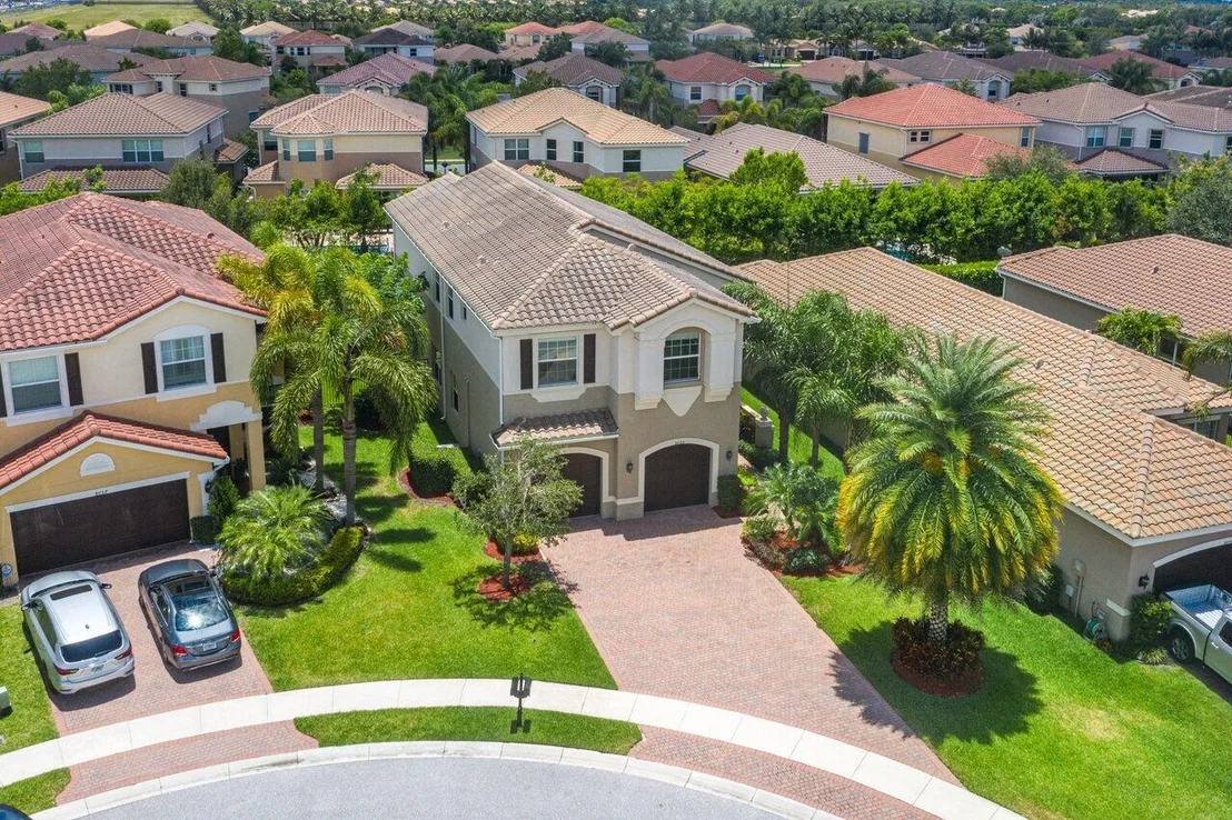 Photo of 8065 Pinnacle Pass Way