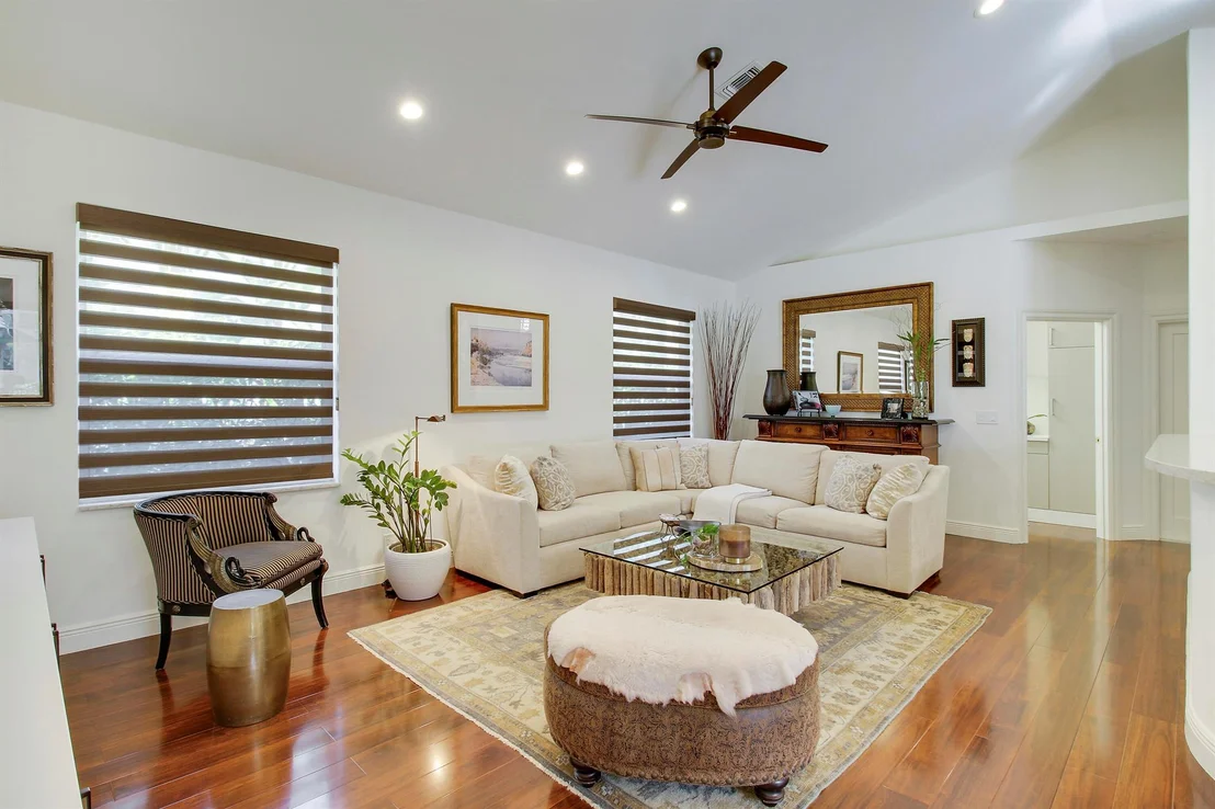 Photo of 7618 La Corniche Circle