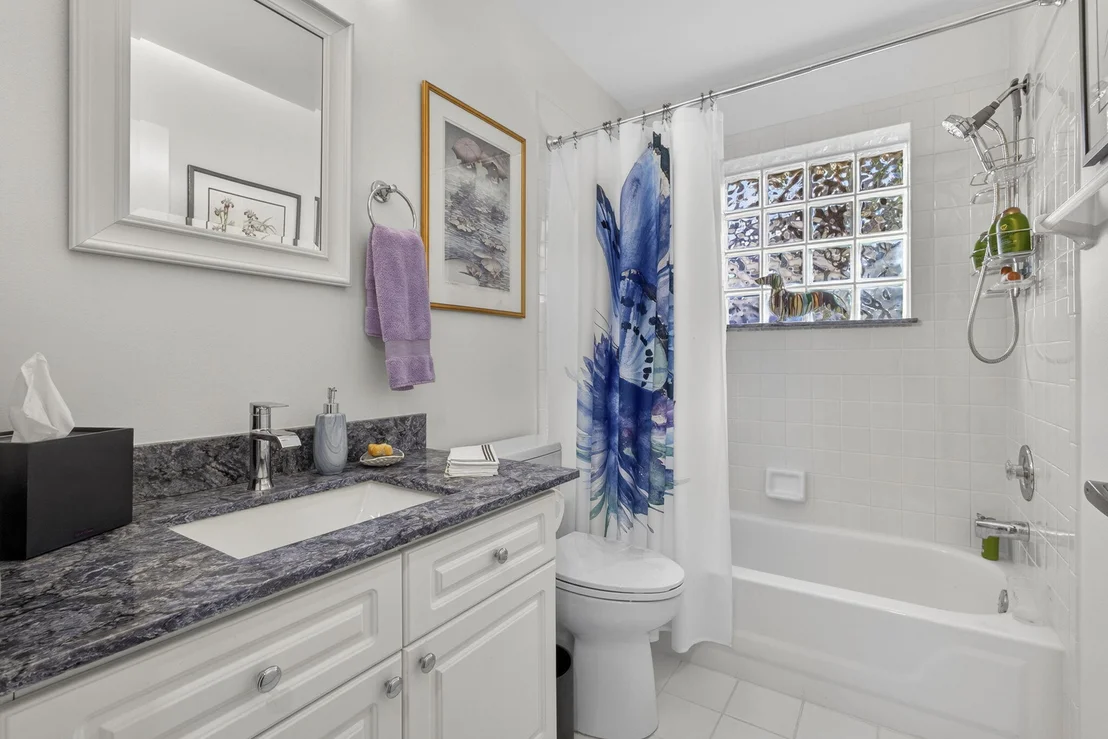Photo of 951 Augusta Pointe Drive
