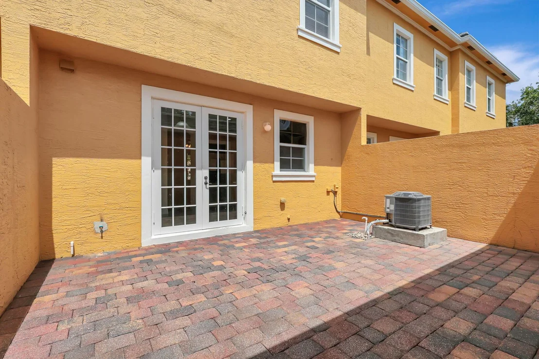 Photo of 143 Midleton Way