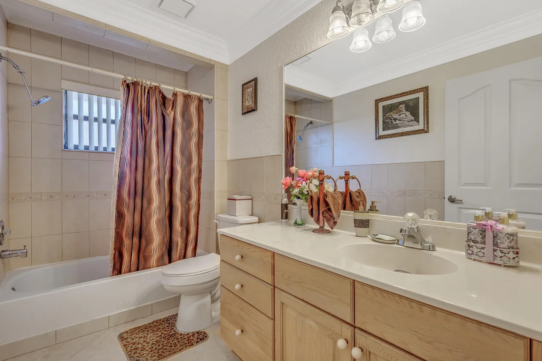 Photo of 2316 Stonegate Drive