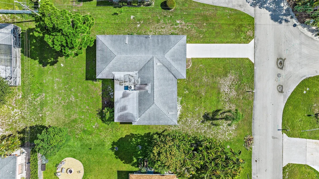 Photo of 19359 Gulfstream Drive