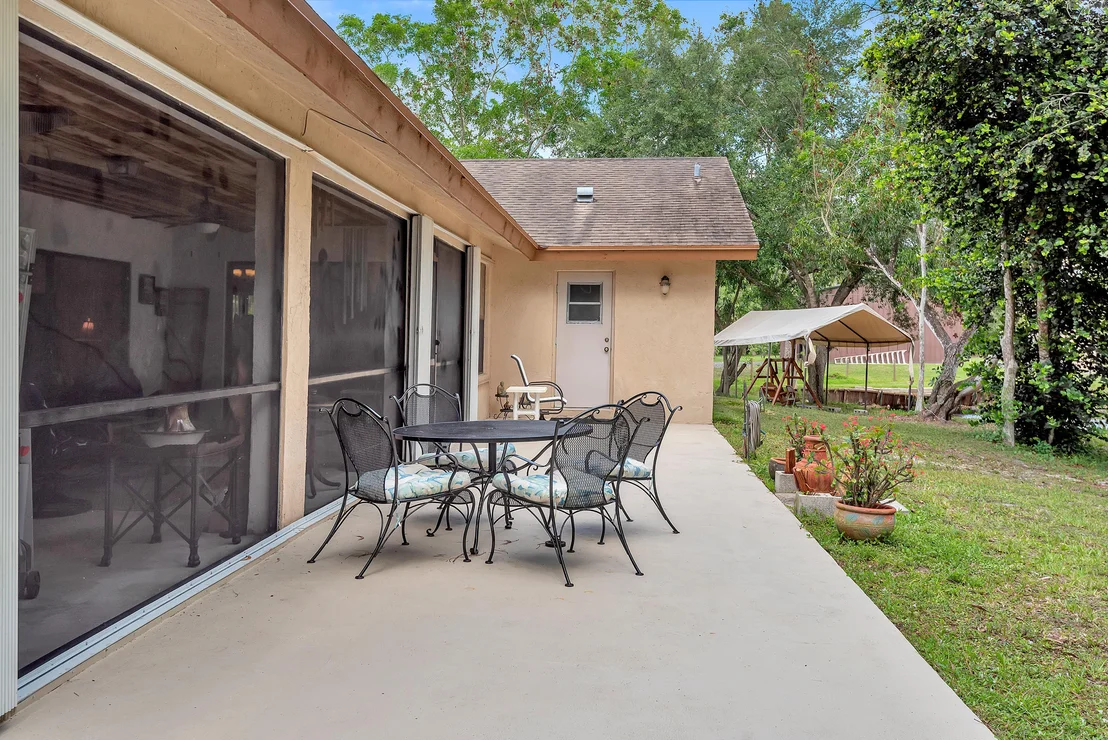 Photo of 13288 Compton Road