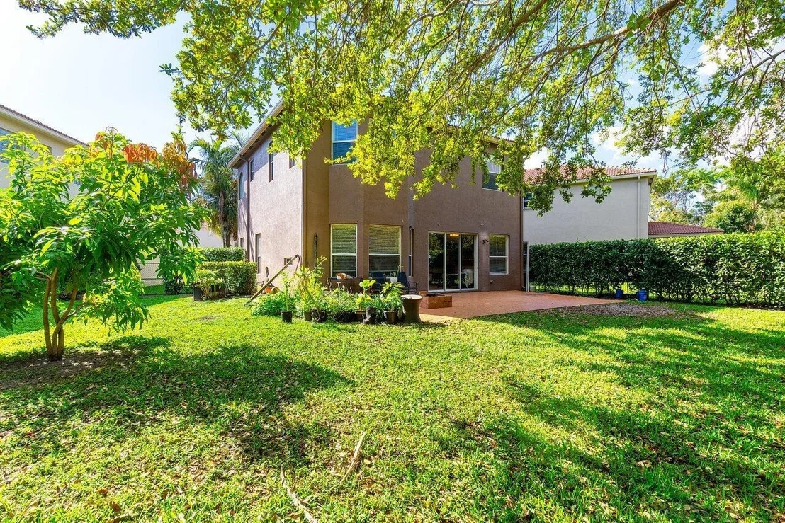 Photo of 1063 Grove Park Circle