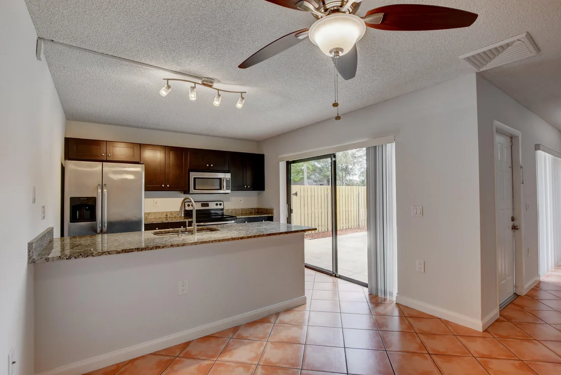 Photo of 7202 72nd Way