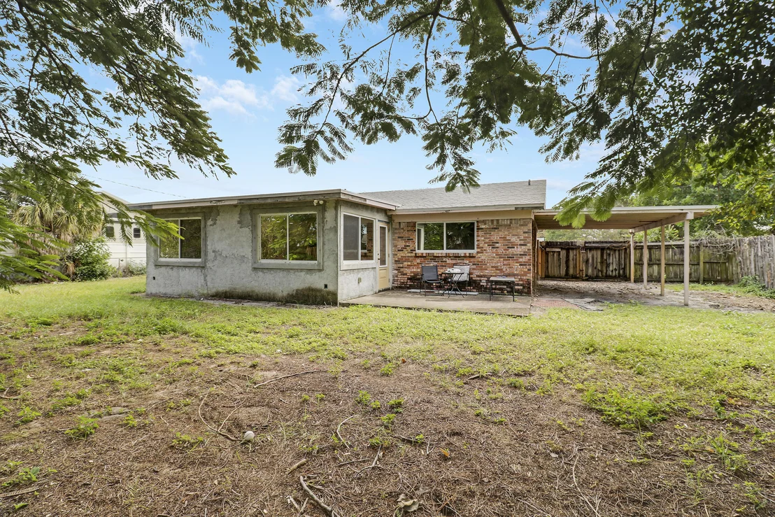 Photo of 935 Orange Drive