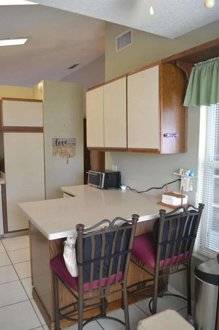 Photo of 4699 Lakeside Circle
