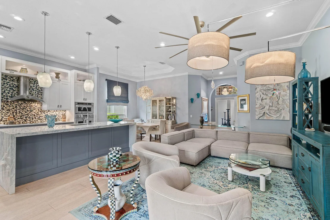 Photo of 7060 VIVALDI Lane