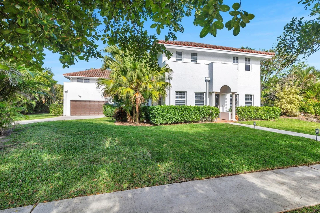 Photo of 141 Rotunda Drive