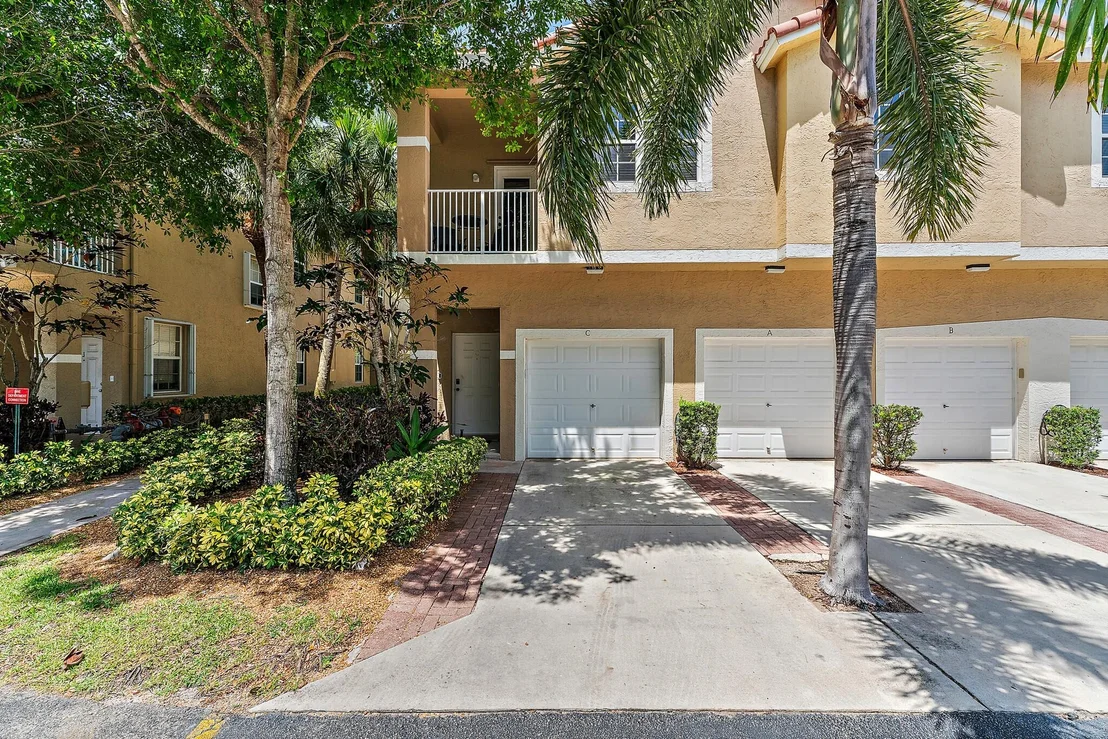 Photo of Unit C at 117 Lighthouse Circle