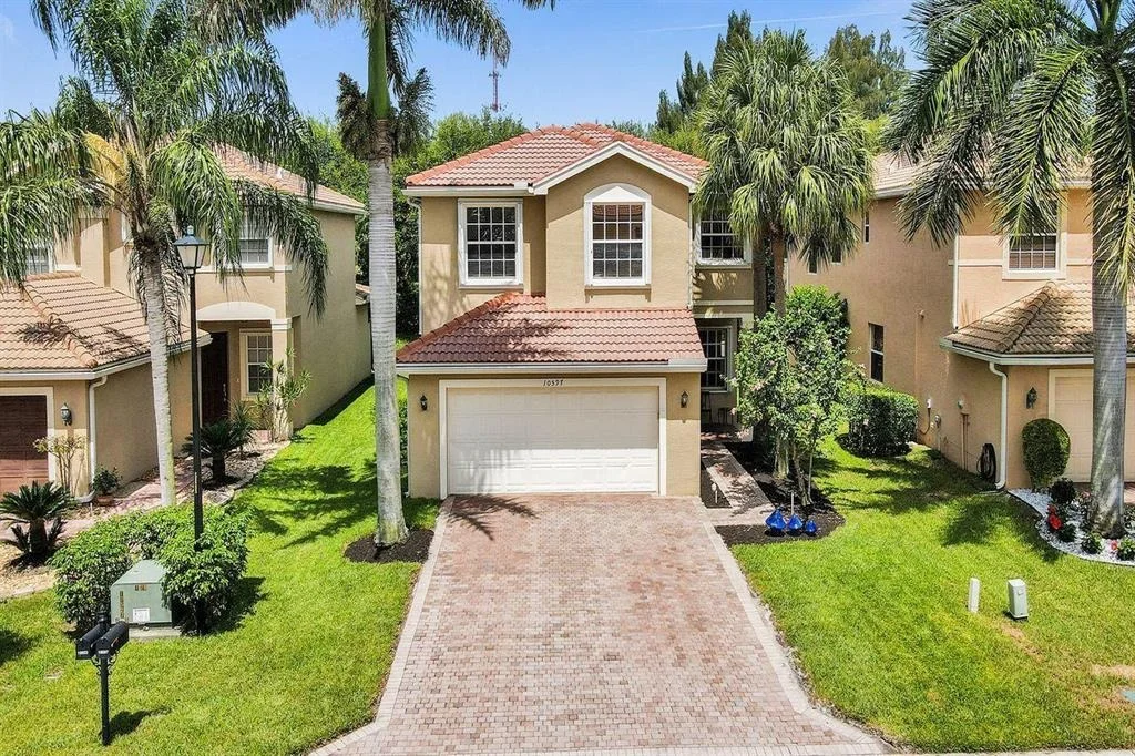 Photo of 10597 Cocobolo Way