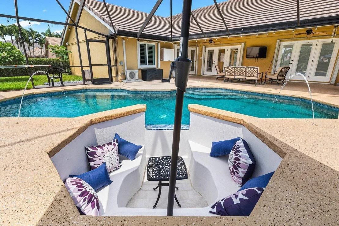 Photo of 6569 Blue Bay Circle