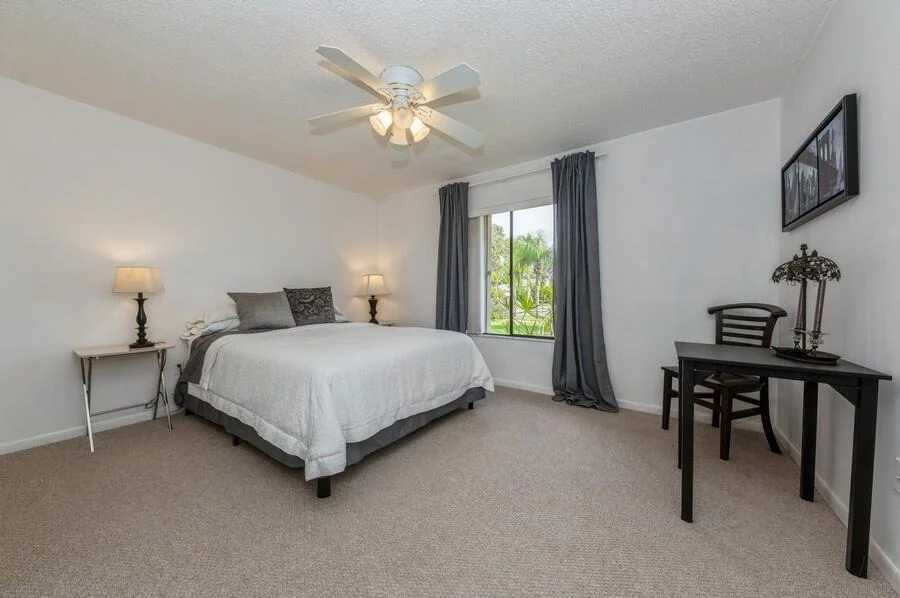 Photo of 2490 Riviera Drive