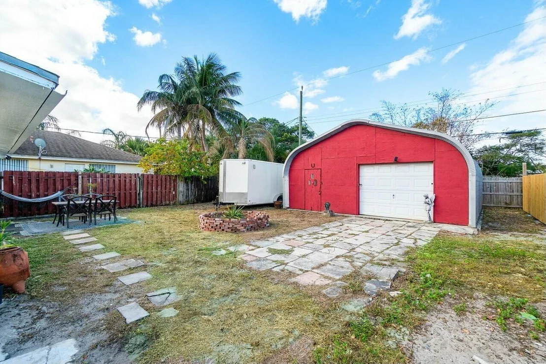 Photo of 1117 N E Street