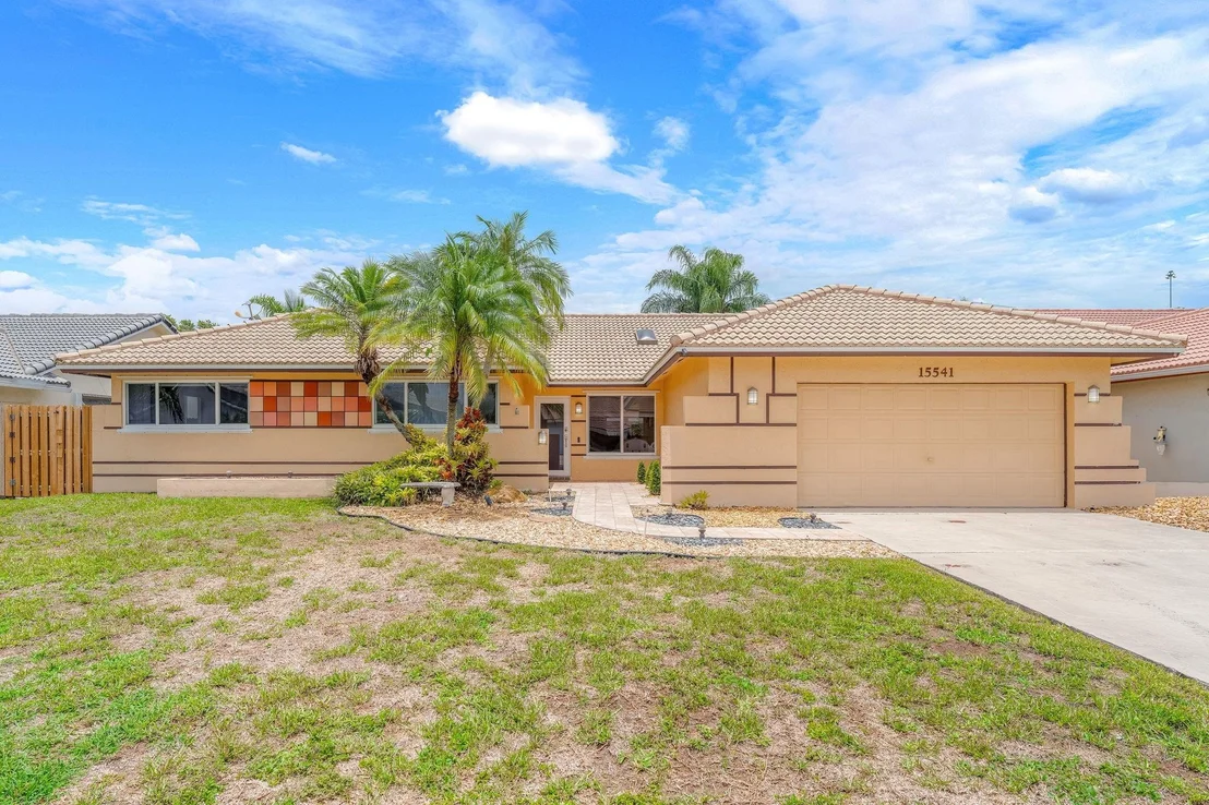 Photo of 15541 S Roundtable Road