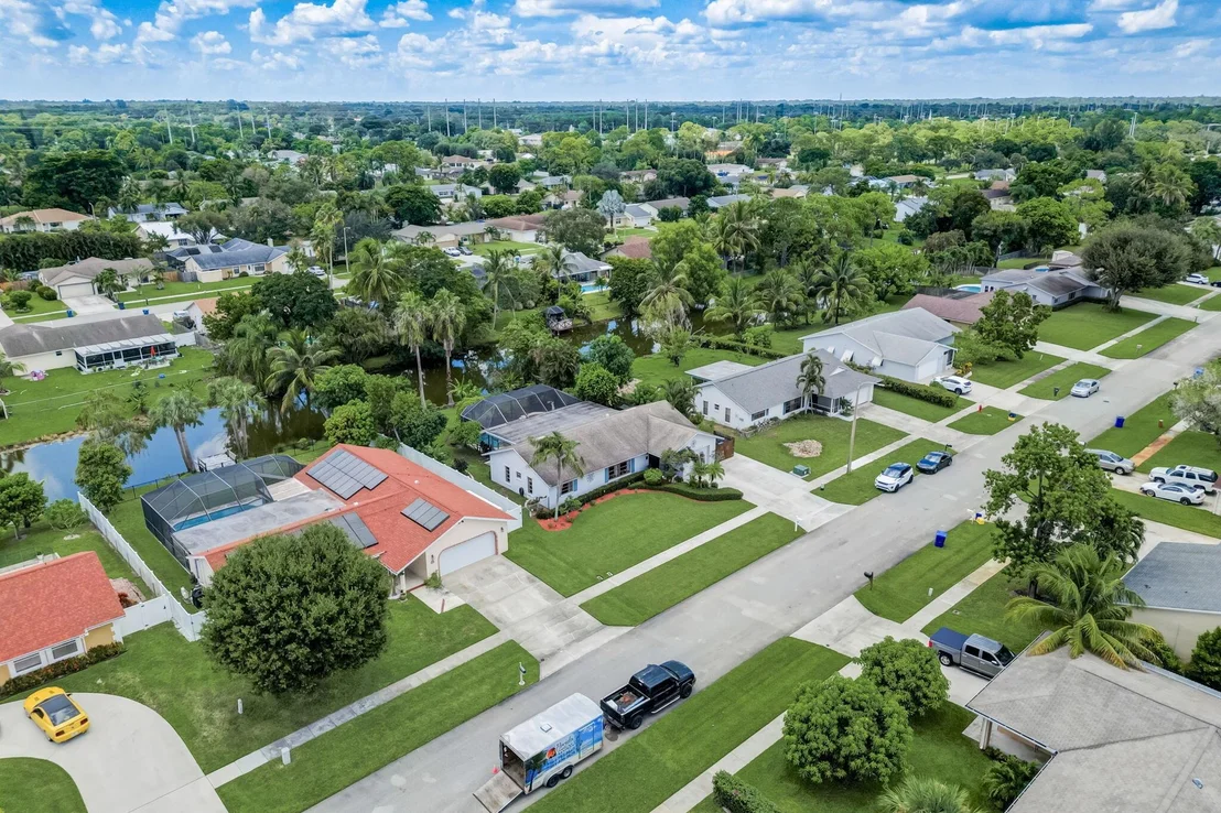 Photo of 128 Martin Circle