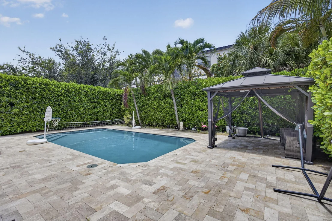 Photo of 4577 Willow Run Way