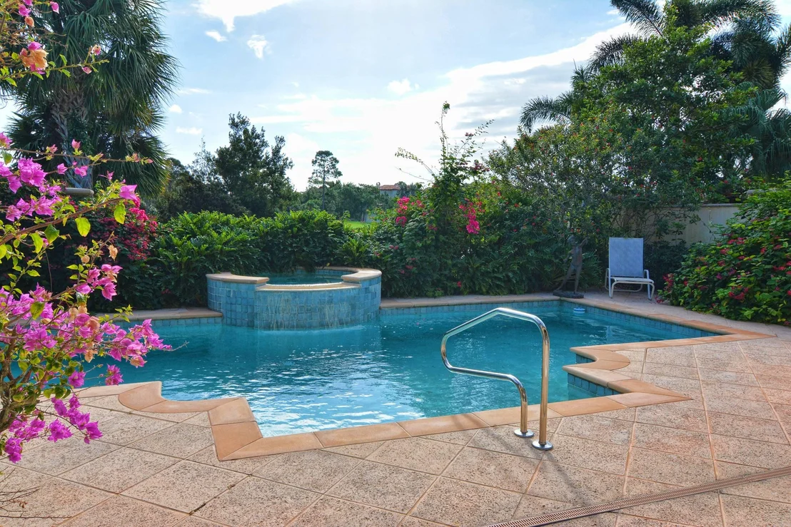 Photo of 425 Red Hawk Drive Drive