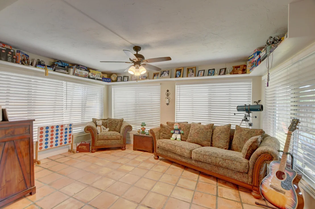 Photo of 2136 NE 3rd Way