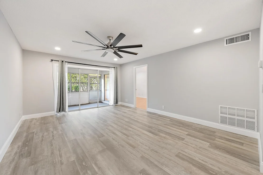 Photo of Unit B at 292 Cape Cod Circle